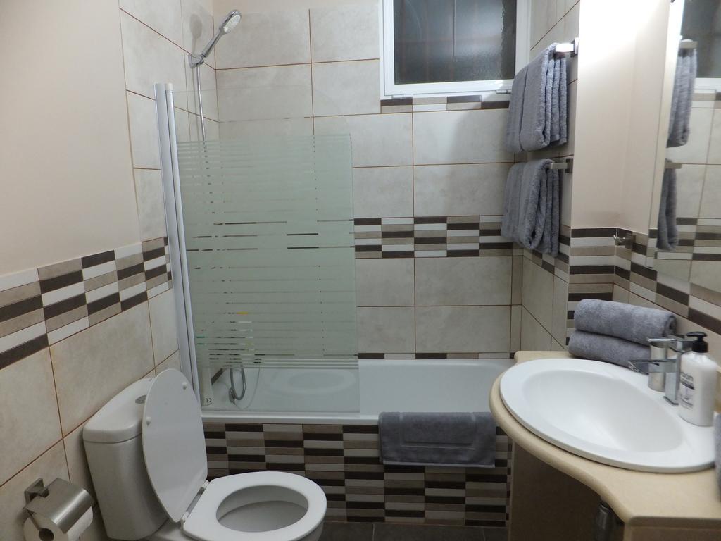 Apartamento Bahia Dorada Estepona Bagian luar foto