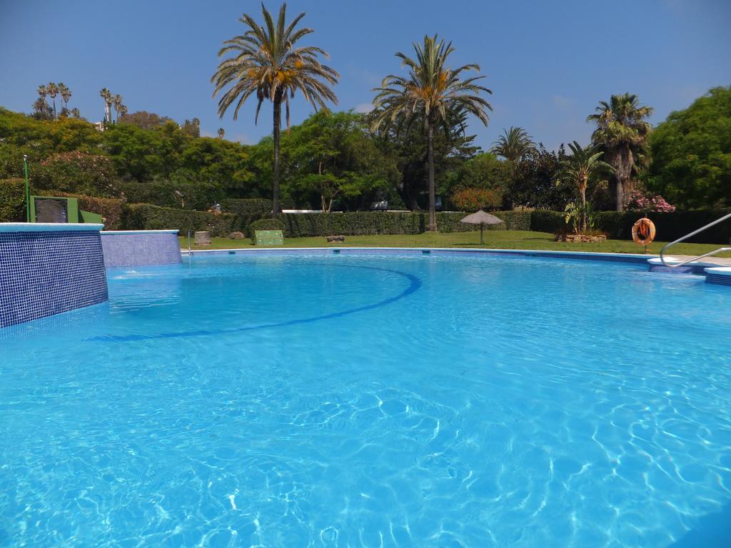Apartamento Bahia Dorada Estepona Bagian luar foto